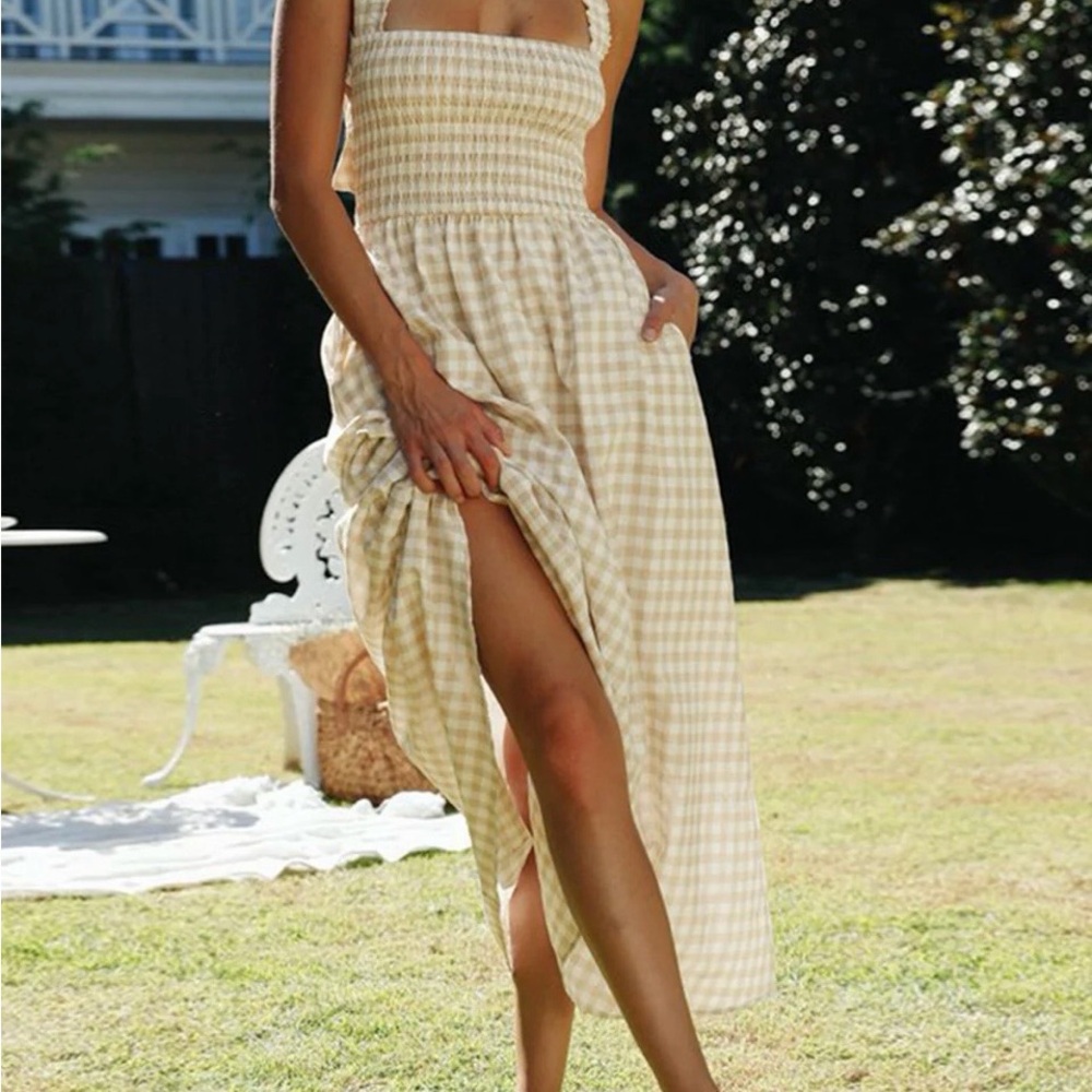 Mura Boutique Presleigh Dress (Sand Gingham)